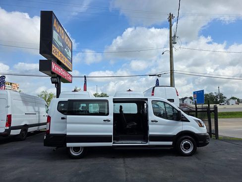 Used 2020 Ford Transit 350 XL image 5