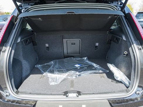 New 2026 Volvo XC40 B5 Plus w/ Climate Package image 10