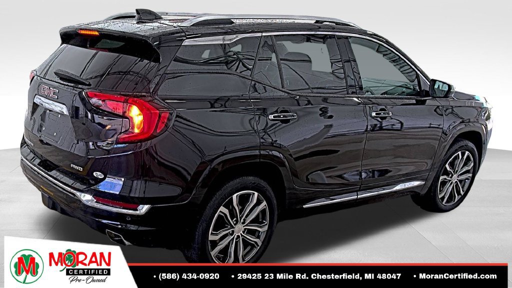 Used 2020 GMC Terrain Denali w/ Denali Premium Package AWD/4WD image 4