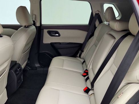 Used 2021 Nissan Rogue SV FWD image 17