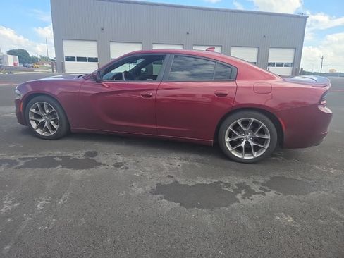Used 2020 Dodge Charger SXT w/ Plus Group RWD image 7