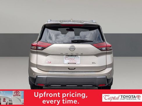 Used 2024 Nissan Rogue SL w/ SL Premium Package FWD image 6