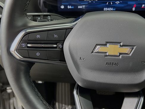 Used 2025 Chevrolet Equinox LT image 19