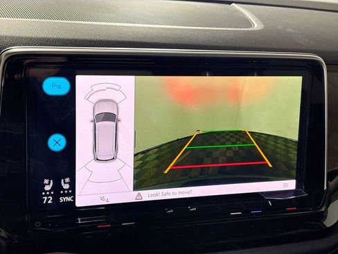 New 2026 Volkswagen Atlas SE image 16