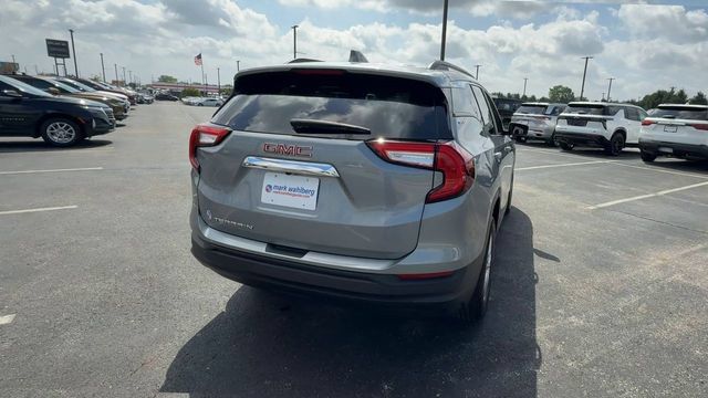 Used 2024 GMC Terrain SLE w/ Driver Convenience Package FWD image 8