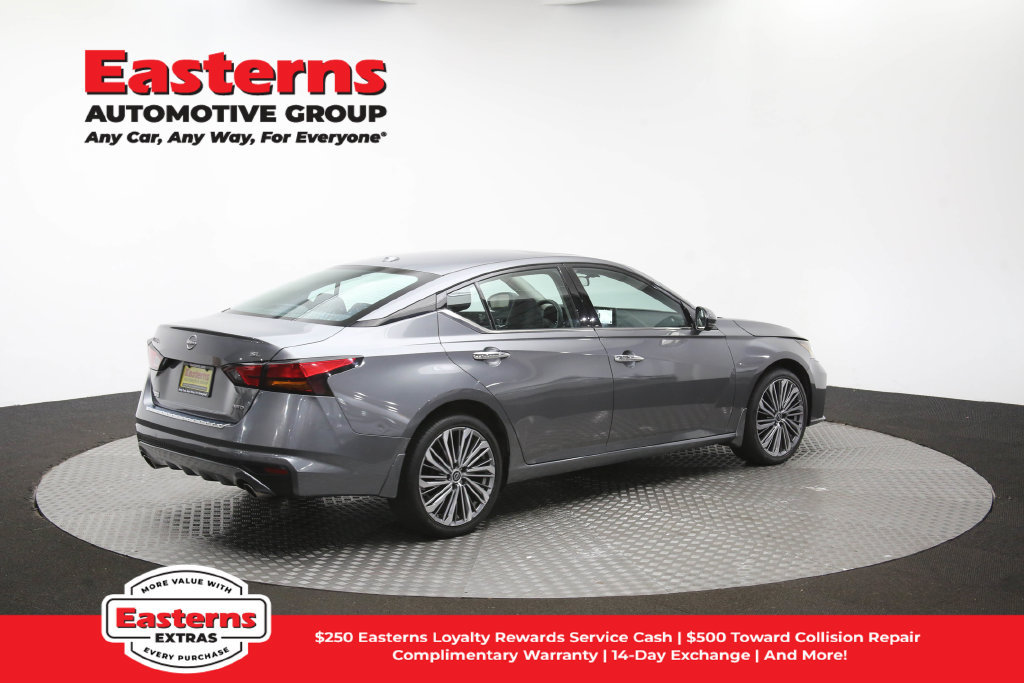 Used 2023 Nissan Altima 2.5 SL AWD/4WD image 35