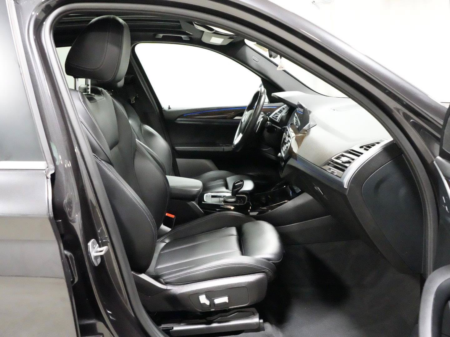 Used 2023 BMW X3 xDrive30i w/ Convenience Package AWD/4WD image 7