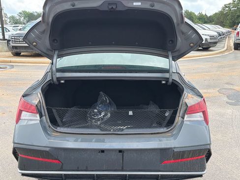 New 2026 Hyundai Elantra SEL Sport Premium FWD image 18