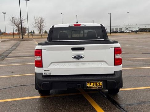 Used 2024 Ford Maverick Lariat image 30