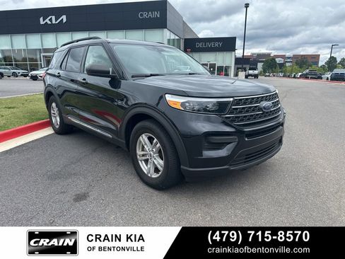 Used 2020 Ford Explorer XLT RWD image 1