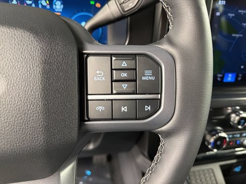 New 2026 Ford F250 Lariat w/ Black Appearance Package AWD/4WD image 21