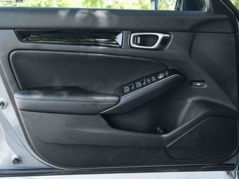 Certified 2025 Honda Civic Sport Touring image 37