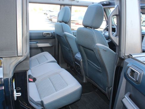 Used 2023 Ford Bronco Outer Banks AWD/4WD image 16