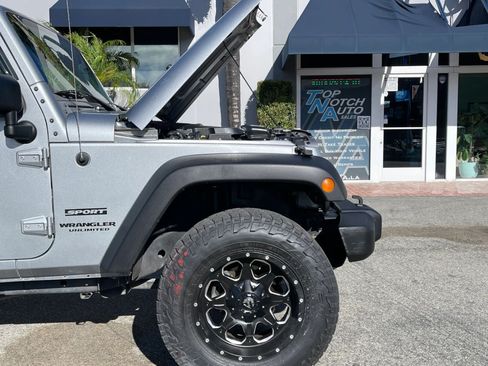 Used 2016 Jeep Wrangler Unlimited Sport w/ Quick Order Package 24S AWD/4WD image 26