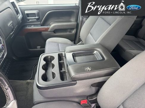 Used 2017 GMC Sierra 1500 SLE w/ Suspension Package, Off-Road image 17