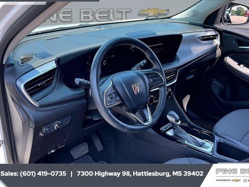 Used 2024 Buick Encore GX Preferred FWD image 12