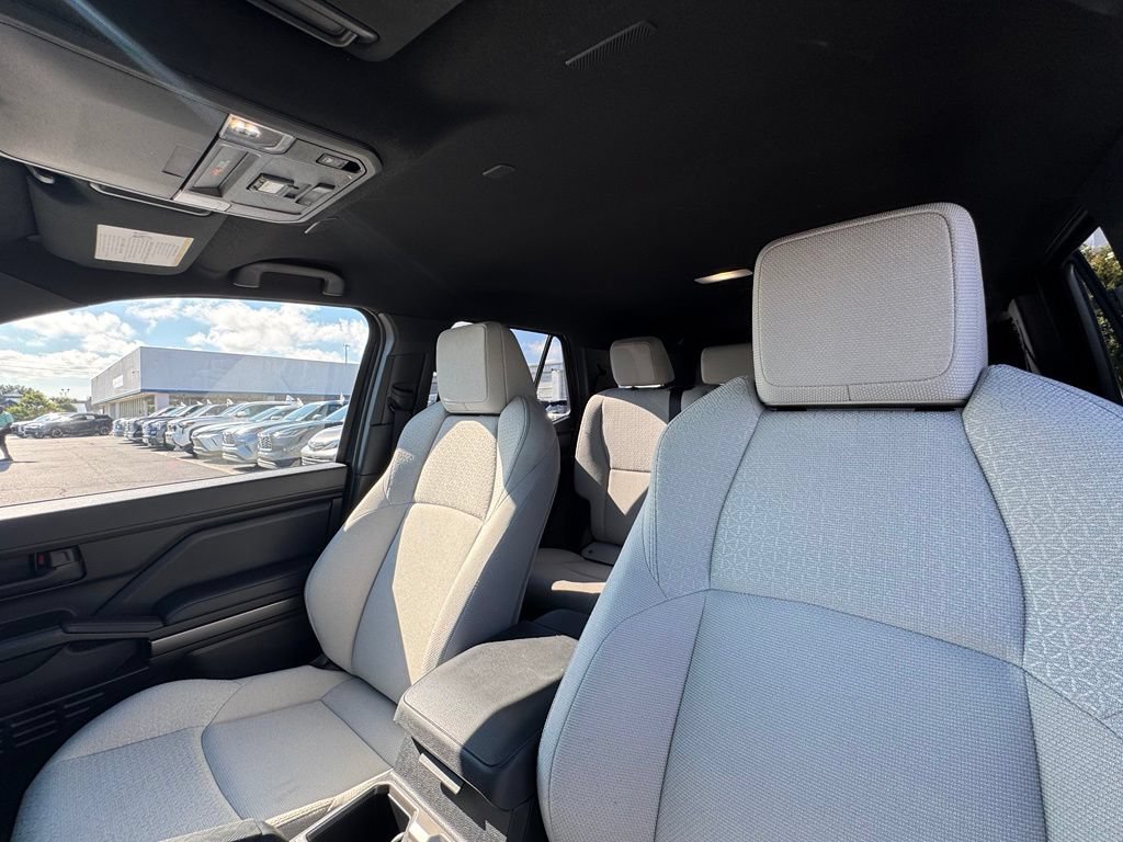 Used 2026 Toyota 4Runner SR5 RWD image 18