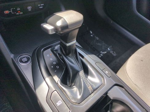 Used 2025 Kia K4 FWD image 18
