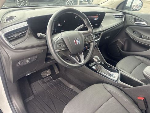 Used 2024 Buick Encore GX Preferred w/ Comfort Package FWD image 10