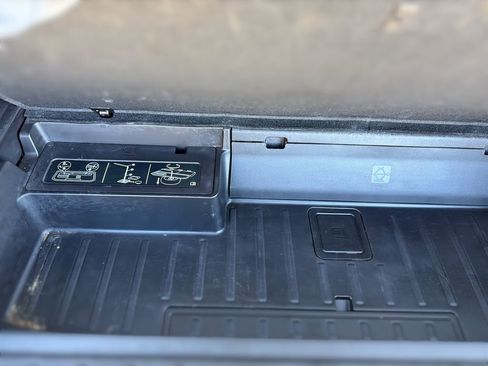 Used 2019 Subaru Ascent Limited image 36