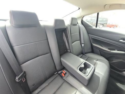 Used 2024 Nissan Altima 2.5 SR w/ SR Premium Package image 14