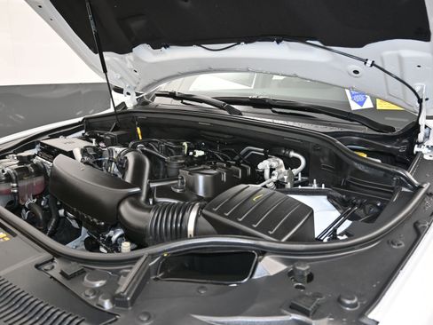 Used 2025 Dodge Durango GT image 31