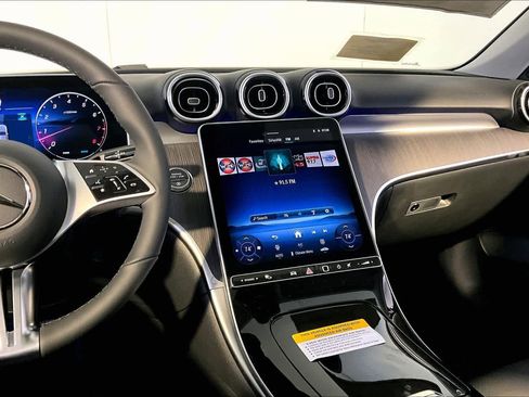 New 2026 Mercedes-Benz C 300 4MATIC Sedan image 8