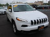 Used 2015 Jeep Cherokee Latitude w/ Cold Weather Group image 4