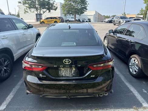 Used 2024 Toyota Camry SE FWD image 8