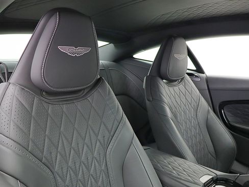Used 2024 Aston Martin DB12 Coupe RWD image 28