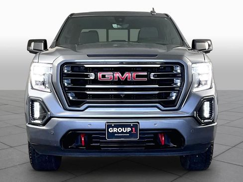 Used 2020 GMC Sierra 1500 AT4 w/ Technology Package AWD/4WD image 4