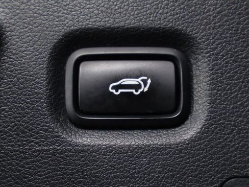 Used 2022 Hyundai Santa Fe SEL w/ Convenience Package AWD/4WD image 16