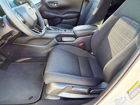 Used 2024 Honda HR-V LX image 22