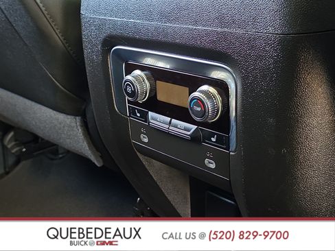 Used 2023 GMC Yukon AT4 w/ Technology Package AWD/4WD image 28