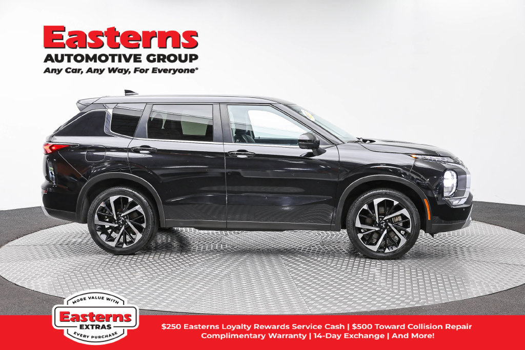 Used 2024 Mitsubishi Outlander SE FWD image 5