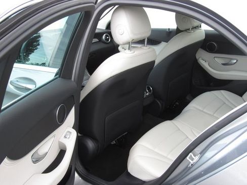 Used 2016 Mercedes-Benz C 300 4MATIC Sedan image 14