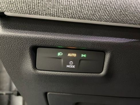 New 2026 Volkswagen Tiguan S image 19