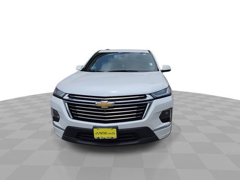 Used 2022 Chevrolet Traverse High Country FWD image 3
