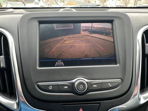 Used 2021 Chevrolet Equinox LT image 34