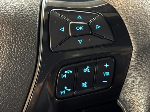 Used 2018 Ford Explorer Platinum AWD/4WD image 40
