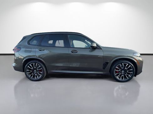 New 2026 BMW X5 xDrive50e w/ Executive Package image 2