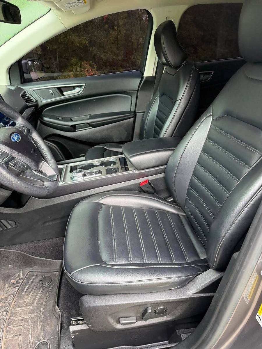 Used 2023 Ford Edge SEL AWD/4WD image 6