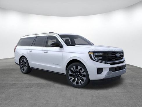 New 2025 Ford Expedition Max Platinum w/ Driver's Package image 6