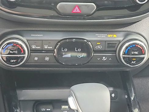 Used 2025 Kia Soul GT-Line w/ GT-Line Technology Package FWD image 34