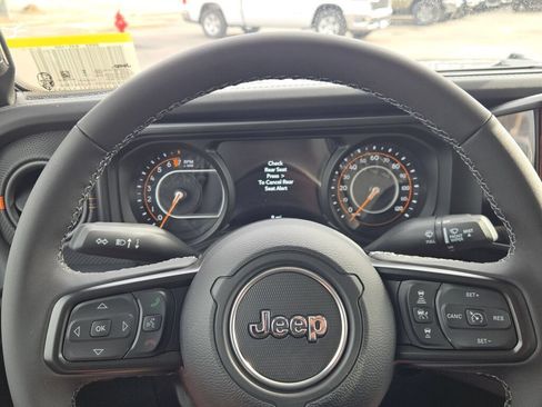 New 2026 Jeep Gladiator Mojave AWD/4WD image 31