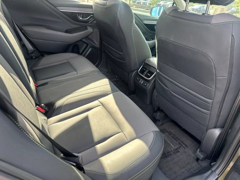 Used 2025 Subaru Outback Onyx Edition XT AWD/4WD image 30