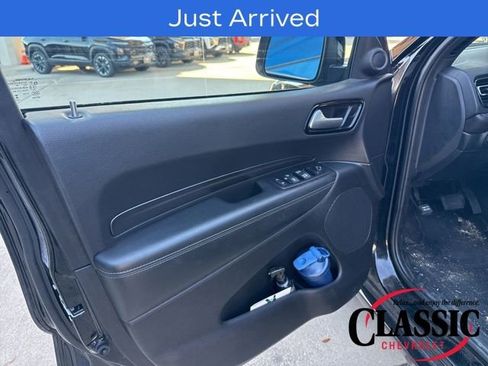 Used 2024 Dodge Durango SXT w/ SXT Blacktop Group image 17