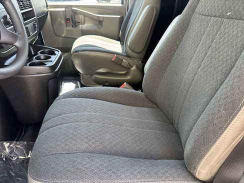 Used 2024 GMC Savana 2500 w/ Driver Convenience Package RWD image 15
