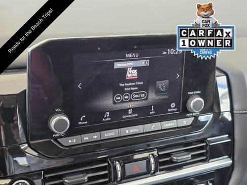 Used 2024 Nissan Pathfinder SV FWD image 17