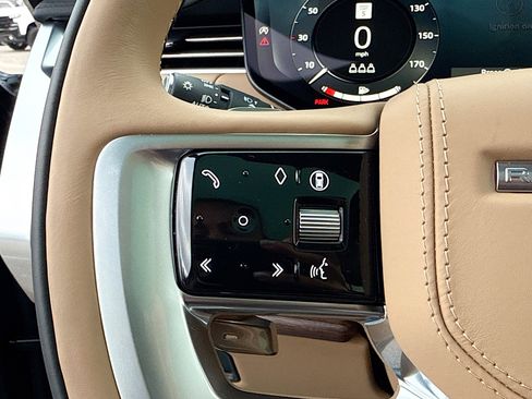 New 2026 Land Rover Range Rover SE image 36